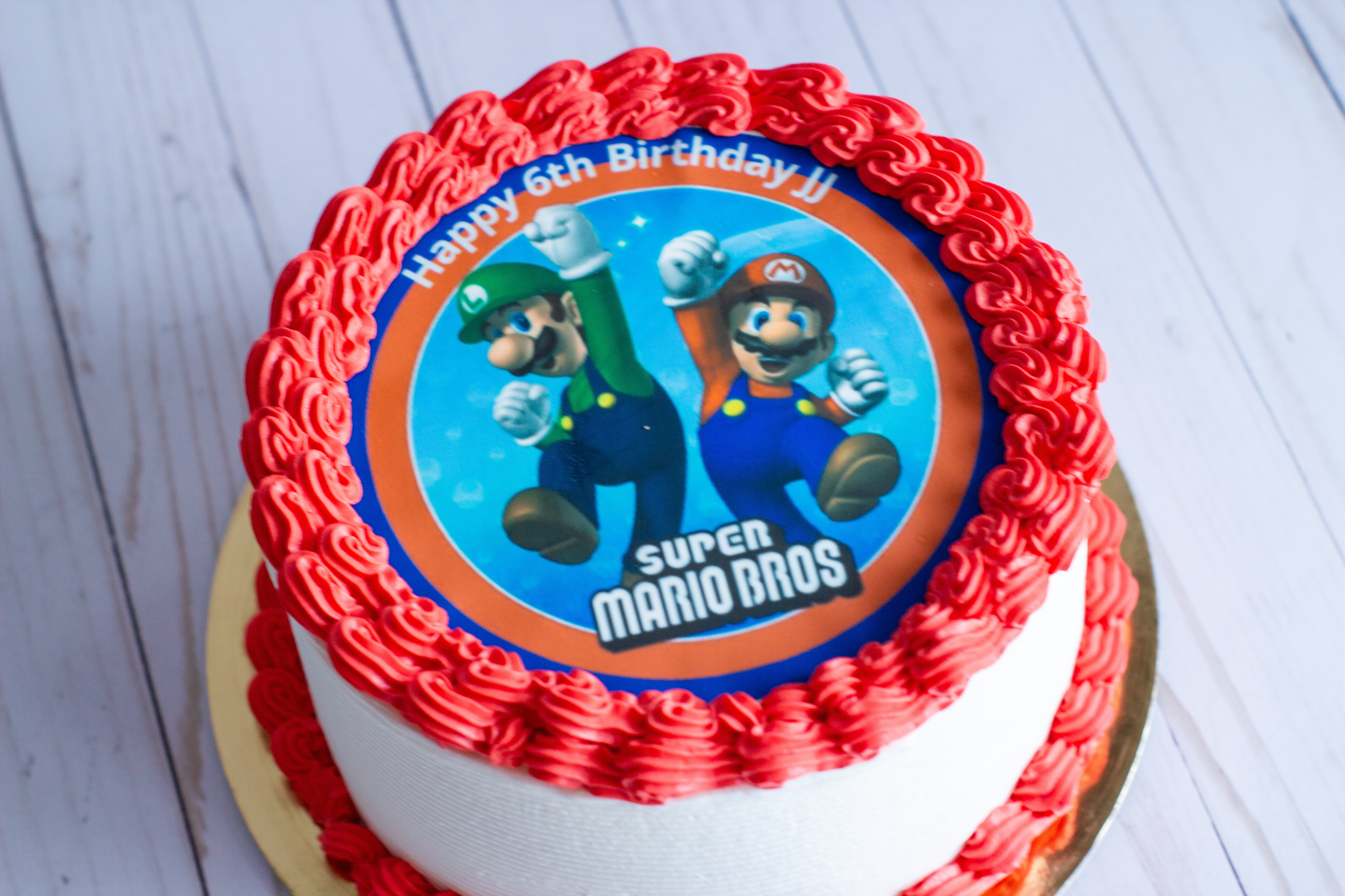 Cake with Edible Prints